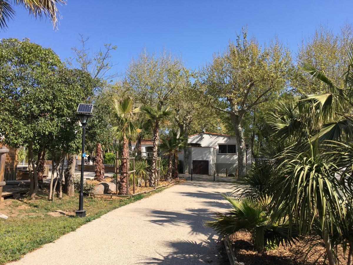 Mobil Home Pour 6 Personnes Climatise A Quelques Minutes Des Plages Agde Exterior photo